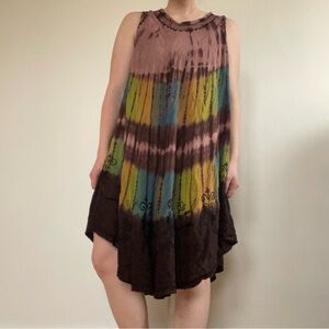 Brown tie-dye mini dress with embroidery and lace trim